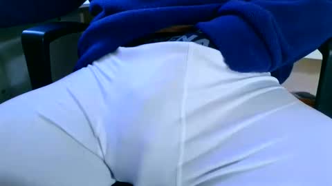 Aqua online show from November 11, 2025, 3:23 pm