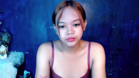 sweetyluna online show from November 26, 2025, 6:36 am