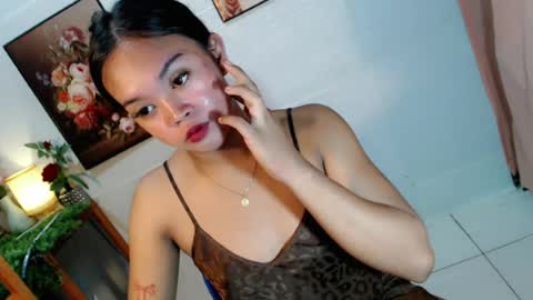 sweetyluna online show from July 8, 2026, 5:45 am