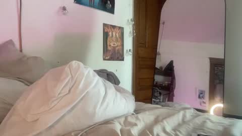 Snapshot of blair_switch chatting on March 3, 2025, 4:03 pm Blair online show from March 3, 2025, 4:03 pm