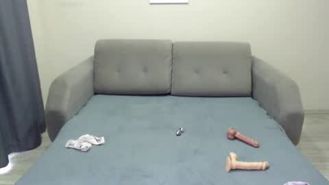 blaire 18 online show from February 19, 2025, 7:17 am