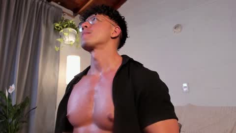 Blake Levi  Independent Model online show from January 10, 2025, 2:14 am