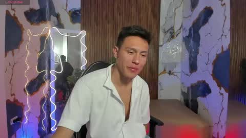 Snapshot of blake_tay chatting on April 12, 2026, 3:33 am blake_tay online show from April 12, 2026, 3:33 am