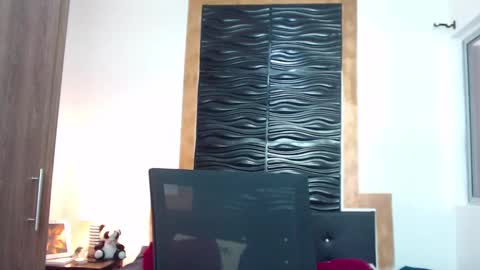 Snapshot of blakeadamss chatting on December 2, 2024, 1:57 pm Just Blake online show from December 2, 2024, 1:57 pm