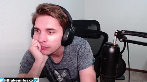 Snapshot of blakemiles2 chatting on December 8, 2024, 1:14 pm Blake Miles online show from December 8, 2024, 1:14 pm