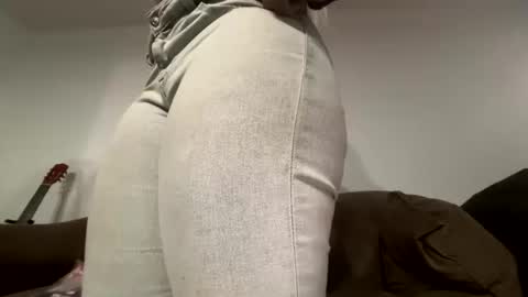 Snapshot of blasiangyal chatting on February 13, 2026, 6:59 pm blasiangyal online show from February 13, 2026, 6:59 pm