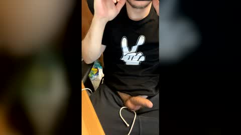 Snapshot of blast0r chatting on February 10, 2026, 7:12 am blast0r online show from February 10, 2026, 7:12 am