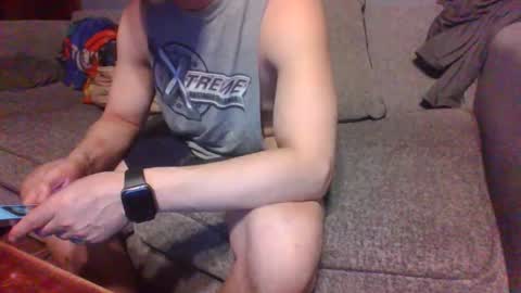 Snapshot of blaw_1321 chatting on April 2, 2026, 7:28 am blaw_1321 online show from April 2, 2026, 7:28 am