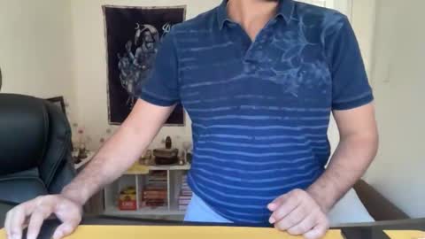 Snapshot of bleakshado chatting on December 19, 2025, 12:50 am bleakshado online show from December 19, 2025, 12:50 am