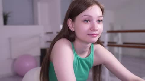 Snapshot of bless_sheila chatting on September 13, 2025, 10:53 pm  SHEILA  online show from September 13, 2025, 10:53 pm