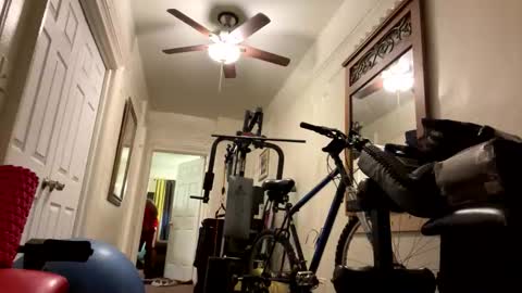 blkbiguncut10462 online show from February 14, 2025, 7:33 pm