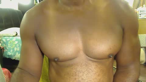 blkbiguncut10462 online show from September 30, 2025, 5:18 pm