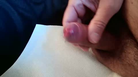 blomman72 online show from October 6, 2025, 6:33 am