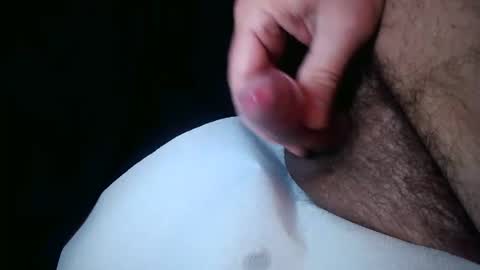 blomman72 online show from December 5, 2025, 8:12 am