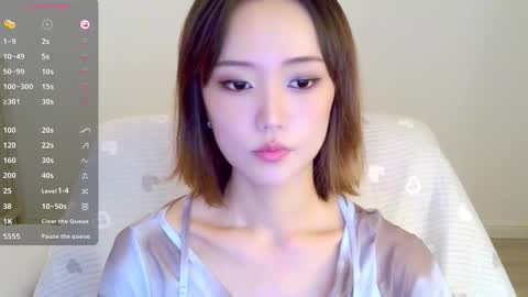 Snapshot of blon_kater chatting on October 2, 2025, 3:13 am YoYo online show from October 2, 2025, 3:13 am