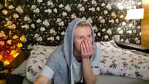 blond_boy69 online show from April 28, 2026, 2:27 am