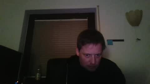 Snapshot of blonde32m chatting on December 1, 2024, 11:14 pm blonde32m online show from December 1, 2024, 11:14 pm