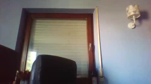 blonde32m online show from April 23, 2026, 9:08 am