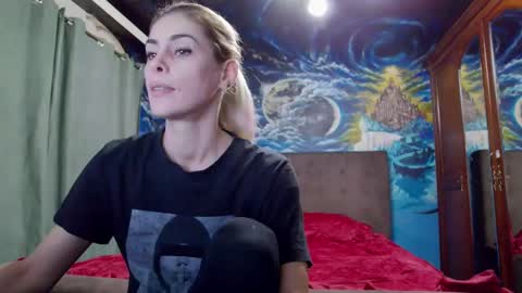 blonde4pasion online show from March 2, 2025, 7:23 pm