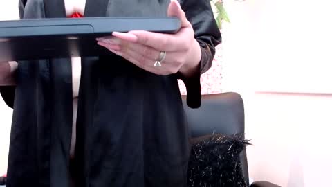 blonde_squirt_ online show from February 2, 2025, 7:30 am