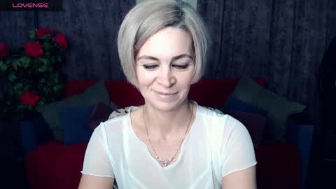 Lola online show from January 4, 2025, 7:34 pm