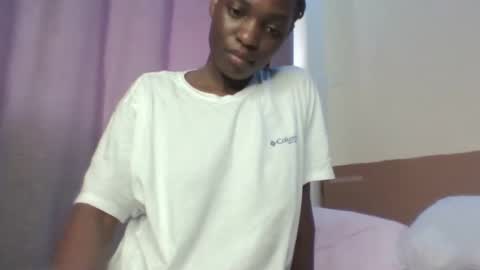 Bebes online show from November 22, 2025, 6:12 am