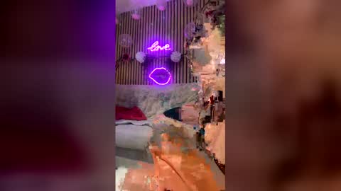 Snapshot of blondie_lorentino chatting on May 25, 2026, 1:00 am blondie_lorentino online show from May 25, 2026, 1:00 am
