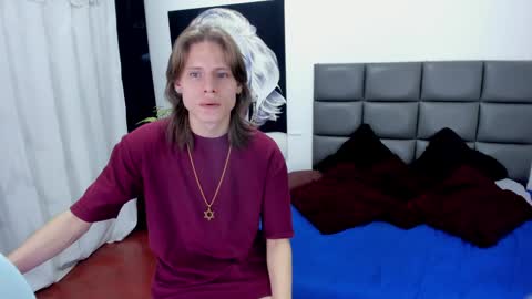 Snapshot of blondie_lover69 chatting on January 25, 2025, 8:10 pm Maleeth online show from January 25, 2025, 8:10 pm