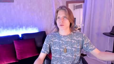 Snapshot of blondie_lover69 chatting on February 3, 2025, 7:52 pm Maleeth online show from February 3, 2025, 7:52 pm