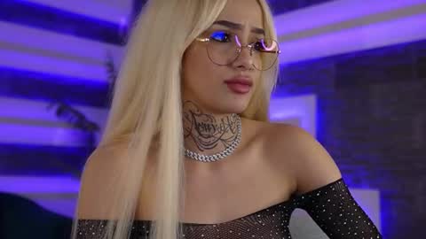 blondie_muller online show from November 17, 2025, 8:47 pm