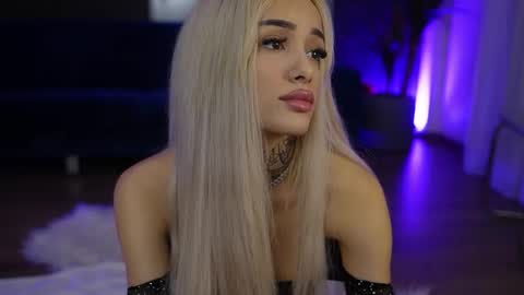 blondie_muller online show from February 18, 2026, 9:22 pm