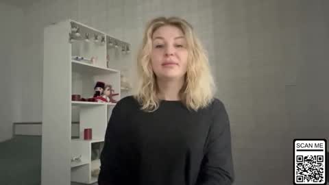 Snapshot of blondie_xoxoxo chatting on February 2, 2026, 6:56 am blondie_xoxoxo online show from February 2, 2026, 6:56 am
