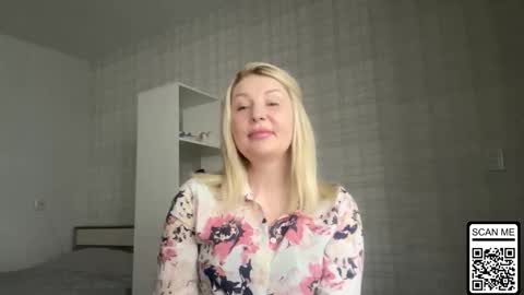 Snapshot of blondie_xoxoxo chatting on February 13, 2026, 1:29 pm blondie_xoxoxo online show from February 13, 2026, 1:29 pm