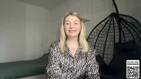 blondie_xoxoxo online show from April 5, 2026, 11:07 am