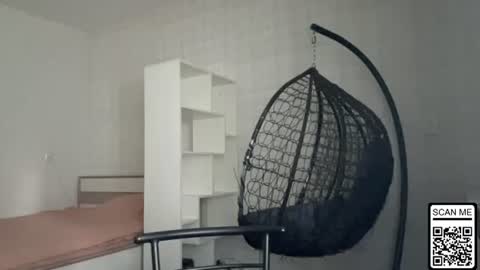 Snapshot of blondie_xoxoxo chatting on June 27, 2026, 12:22 pm blondie_xoxoxo online show from June 27, 2026, 12:22 pm
