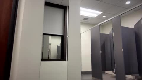 First Time College Boy online show from January 10, 2025, 3:39 am