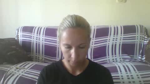 Snapshot of blondiepam23 chatting on January 17, 2026, 7:57 am BlondiePam online show from January 17, 2026, 7:57 am