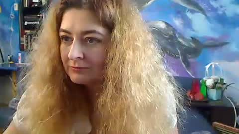 Snapshot of blondmilfs chatting on December 11, 2024, 7:53 am BlondMILfs online show from December 11, 2024, 7:53 am