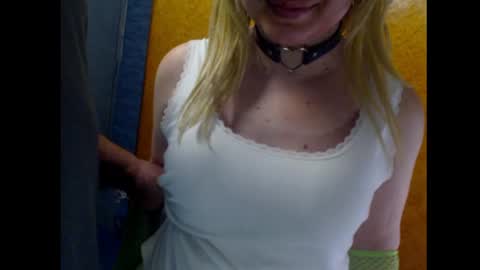 Blontsex online show from April 11, 2026, 8:13 pm