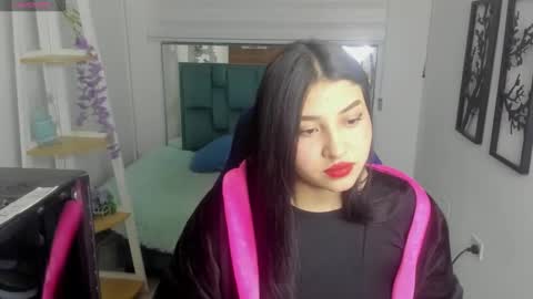 bloom_winxx online show from February 6, 2026, 4:17 am