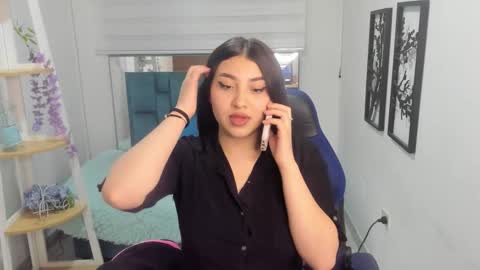 bloom_winxx online show from February 10, 2026, 2:37 am