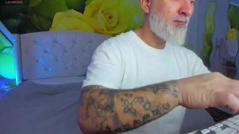 Nico online show from January 16, 2026, 10:41 am