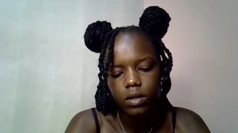 blue_savagee online show from October 22, 2025, 11:43 am
