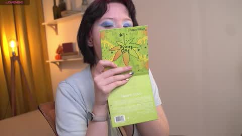 bluebeell online show from November 27, 2025, 9:28 pm