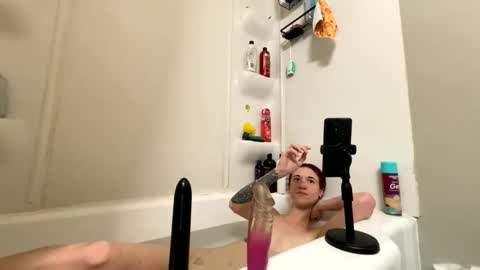 Snapshot of bluebloodednorsewitch chatting on January 8, 2025, 4:22 pm bluebloodednorsewitch online show from January 8, 2025, 4:22 pm