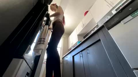 Snapshot of bluebloodednorsewitch chatting on February 13, 2025, 5:22 pm bluebloodednorsewitch online show from February 13, 2025, 5:22 pm