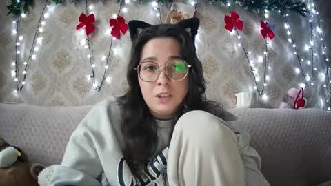 your playful butterfly online show from December 13, 2024, 2:05 pm