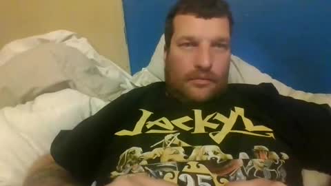 Snapshot of bluedemoneyes1986 chatting on February 5, 2025, 3:23 am bluedemoneyes1986 online show from February 5, 2025, 3:23 am