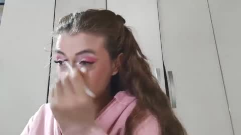 Snapshot of bluee_rose chatting on November 15, 2025, 7:16 am rose online show from November 15, 2025, 7:16 am