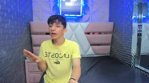 blueestar03 online show from December 14, 2024, 1:05 pm